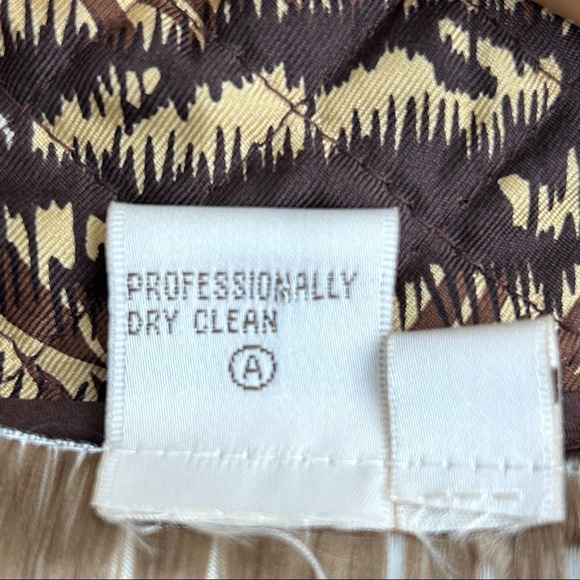 Don Caster Reversible Silk Animal Print Quilted Jacket (14) - Picture 14 of 15